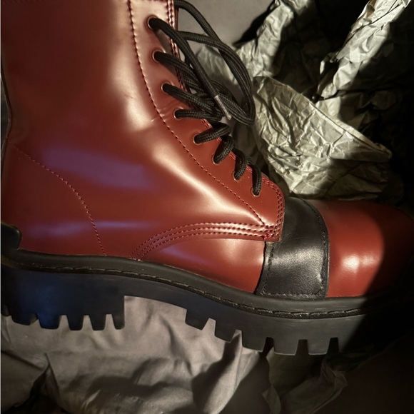 Balenciaga Boots! Made in Italy - Picture 7 of 12